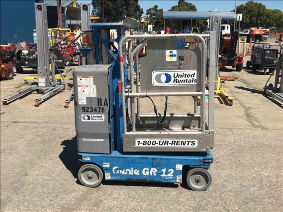 2012 Genie GR-12 Scissor Lift