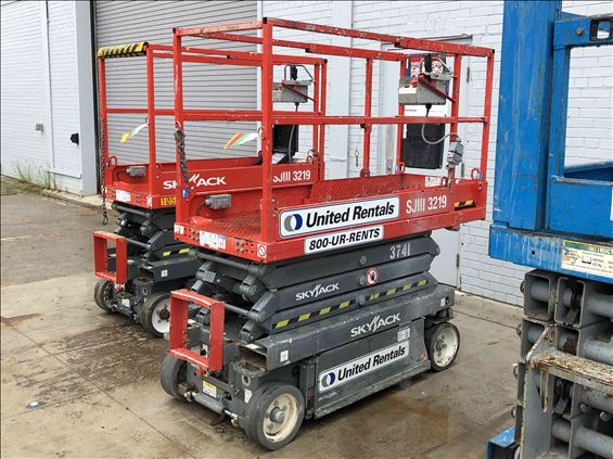 2015 Skyjack SJIII3219 Scissor Lift