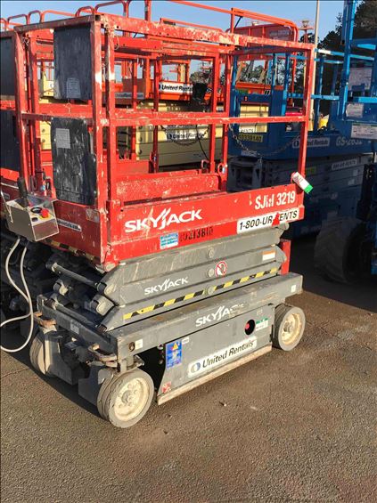 2014 Skyjack SJIII3219 Scissor Lift