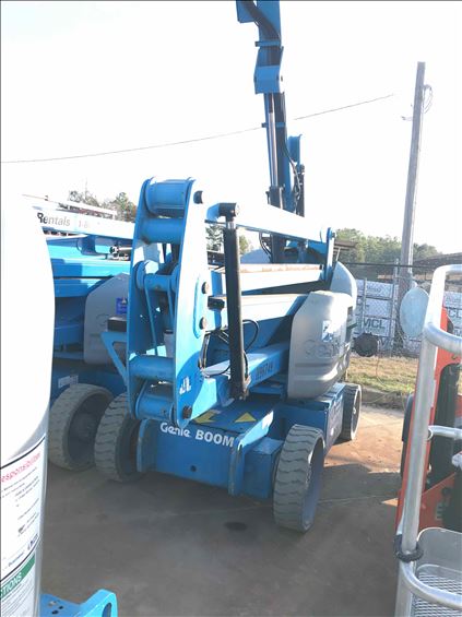2011 Genie Z-40/23N Boom Lift