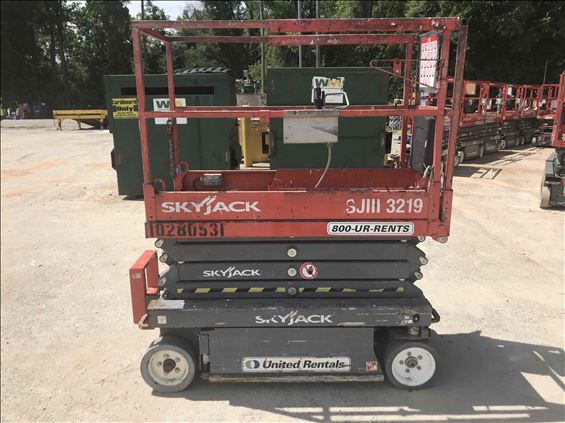 2014 Skyjack SJIII3219 Scissor Lift