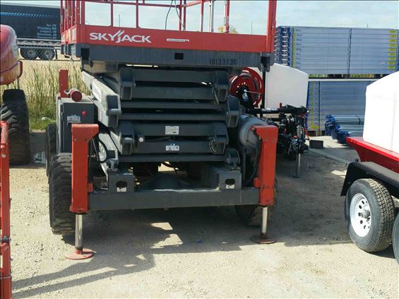 2013 Skyjack SJ8841RT Scissor Lift