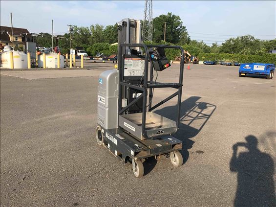 2014 JLG 20MVL Scissor Lift
