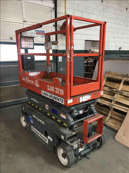 2015 Skyjack SJIII3219 Scissor Lift