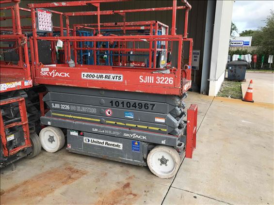 2012 Skyjack SJIII3226 Scissor Lift