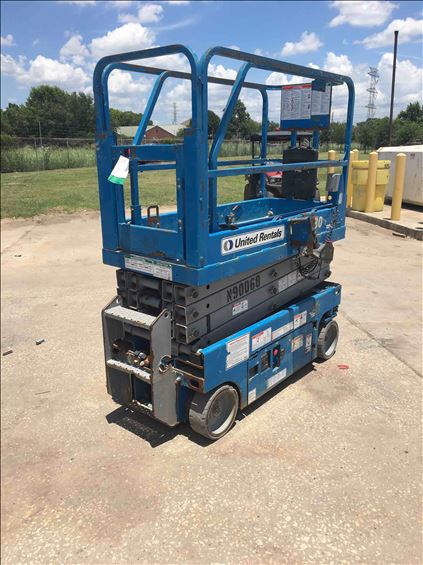 2015 Genie GS-1930 Scissor Lift