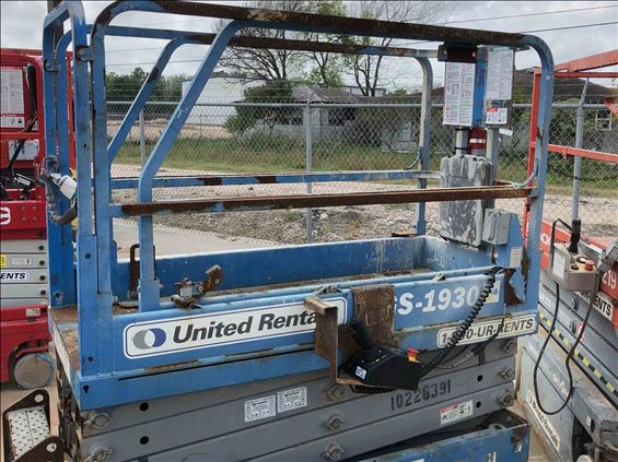 2014 Genie GS-1930 Scissor Lift