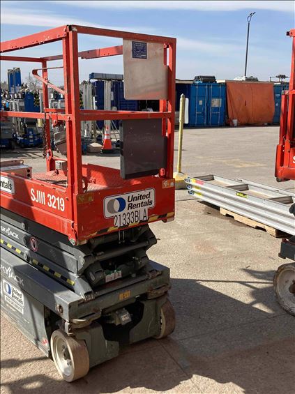 2015 Skyjack SJIII3219 Scissor Lift
