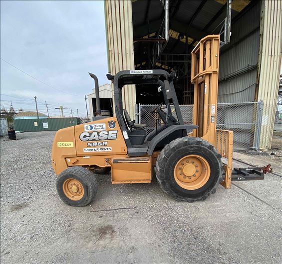 2014 Case 586H Rough Terrain Forklift