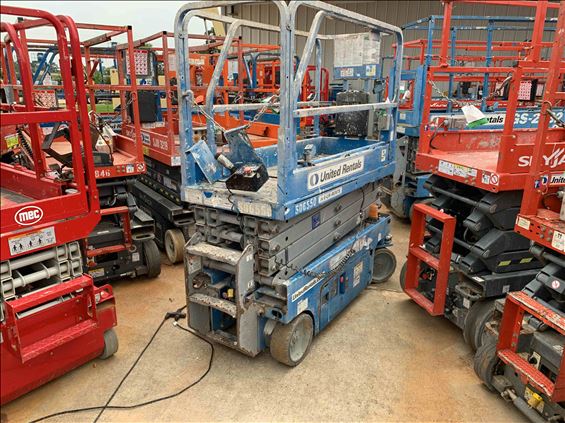 2013 Genie GS-1930 Scissor Lift