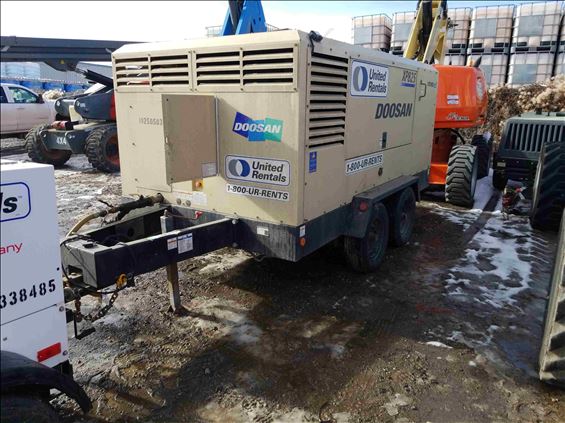 2014 Doosan XP825WCU-T4I Air Compressor