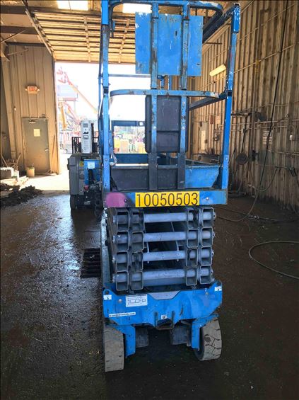 2012 Genie GS-3232 Scissor Lift