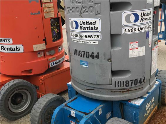 2013 Genie Z-30/20N Boom Lift