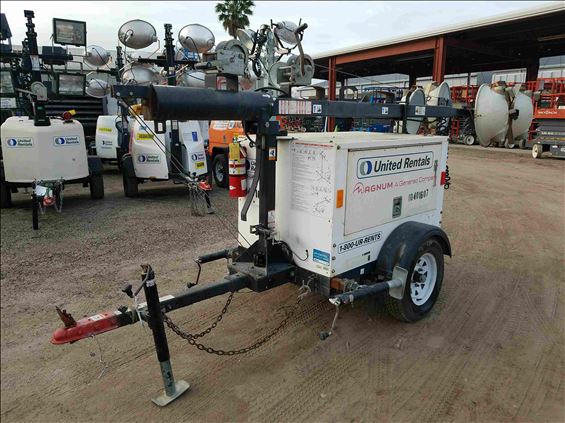 2015 Magnum Pro MLT3060 Towable Light Tower