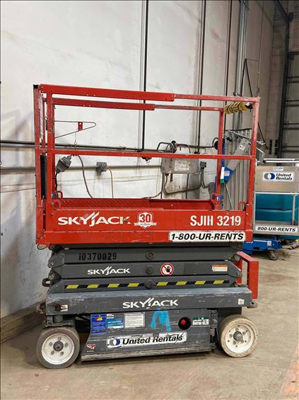 2015 Skyjack SJIII3219 Scissor Lift