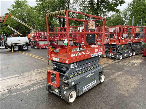 2015 Skyjack SJIII3219 Scissor Lift