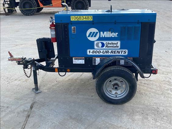 2017 Miller Welders BIG BLUE 400PRO Welder