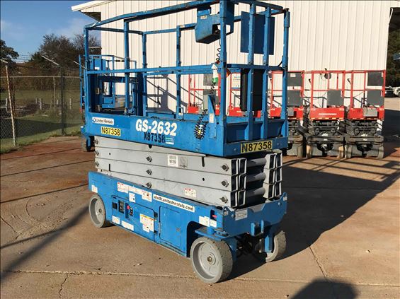 2014 Genie GS-2632 Scissor Lift
