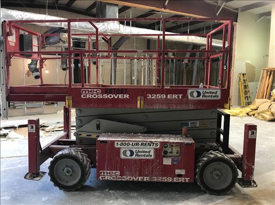 2014 MEC 3259 ERT Scissor Lift