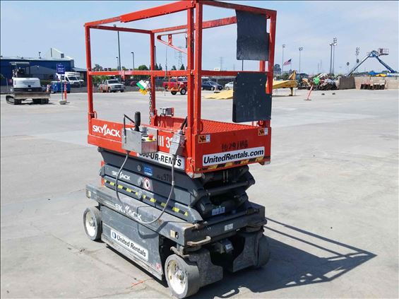 2014 Skyjack SJIII3219 Scissor Lift