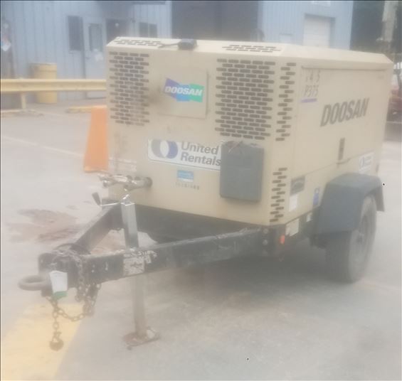 2014 Doosan P425/HP375WCUT4 Air Compressor