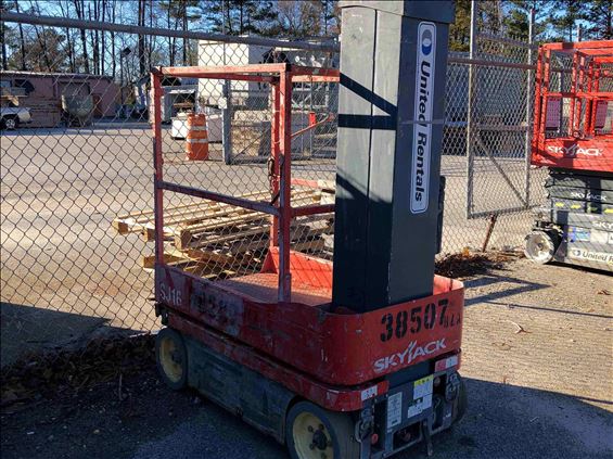2014 Skyjack SJ16 Scissor Lift