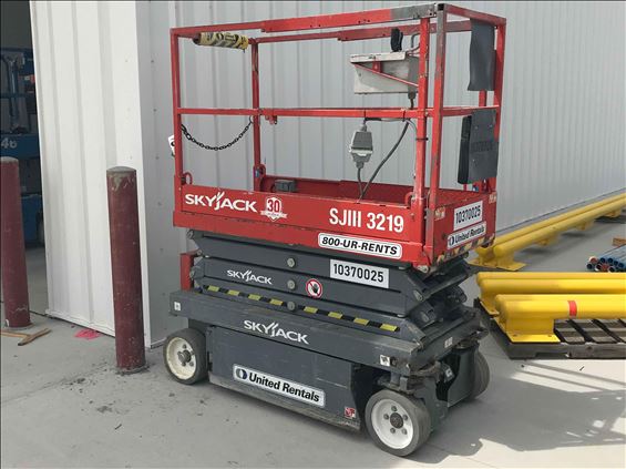 2015 Skyjack SJIII3219 Scissor Lift