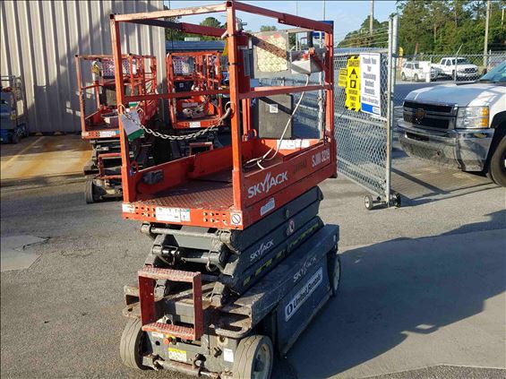 2014 Skyjack SJIII3219 Scissor Lift