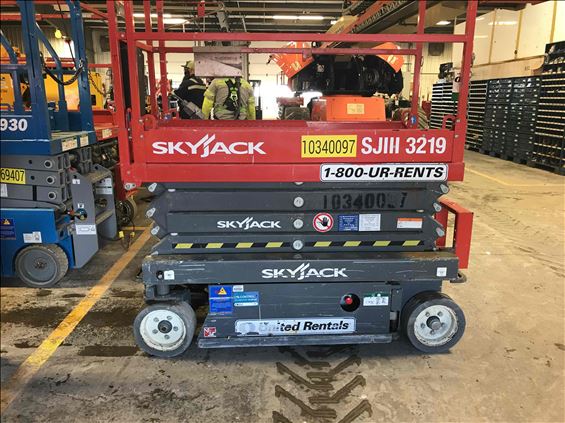 2015 Skyjack SJIII3219 Scissor Lift