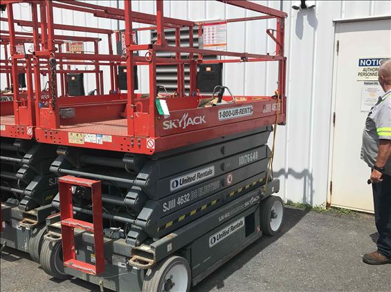 2013 Skyjack SJIII4632 Scissor Lift