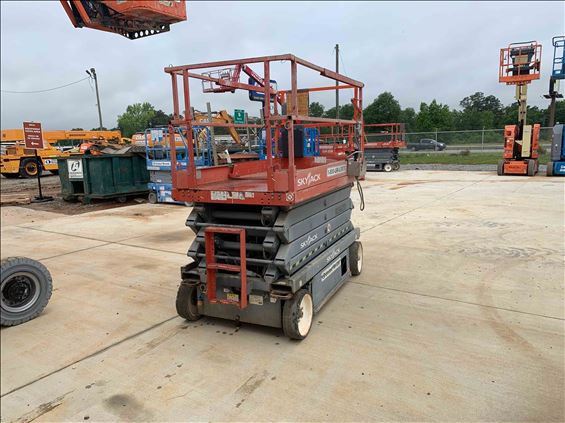 2014 Skyjack SJIII4632 Scissor Lift