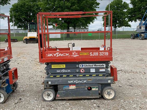 2015 Skyjack SJIII3219 Scissor Lift