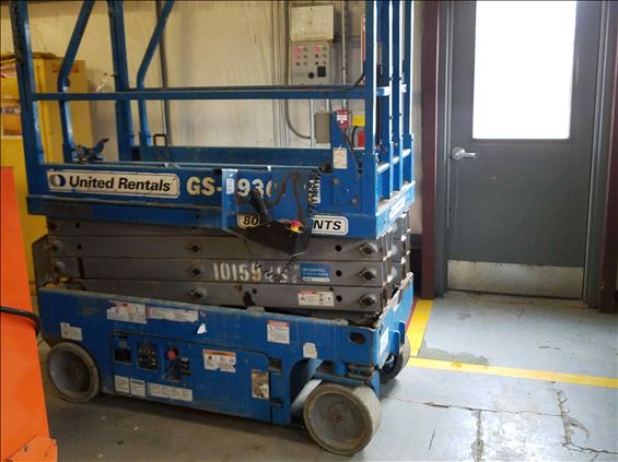2013 Genie GS-1930 Scissor Lift