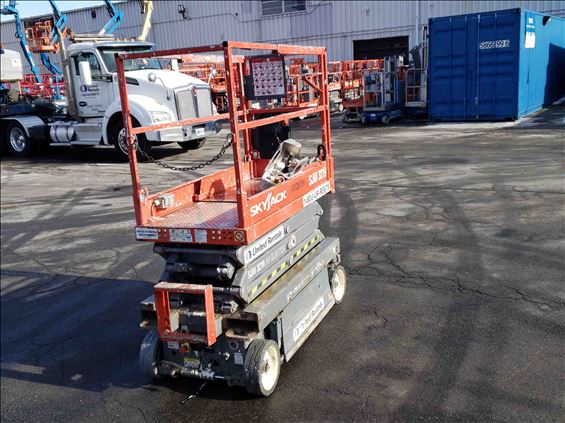 2013 Skyjack SJIII3219 Scissor Lift