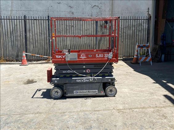 2015 Skyjack SJIII3219 Scissor Lift