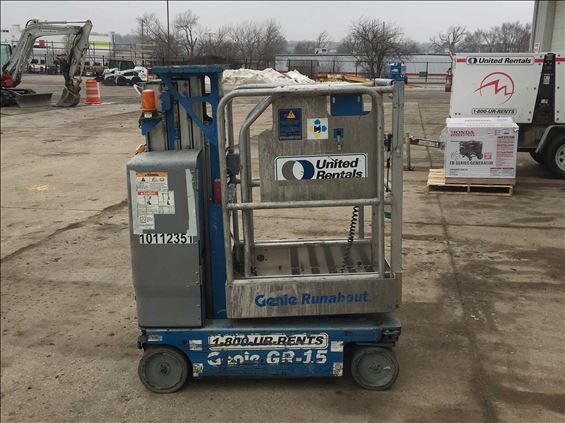 2013 Genie GR-15 Scissor Lift