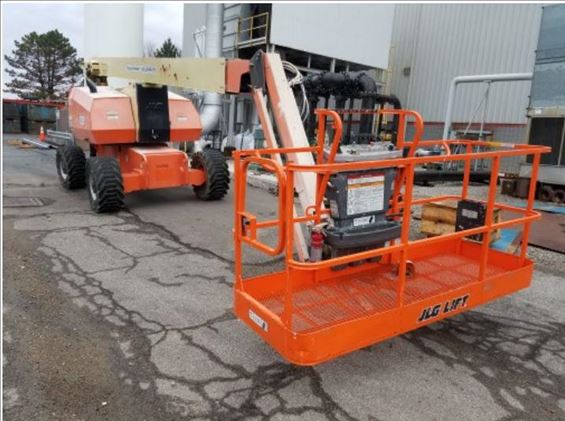 2013 JLG 800AJ Boom Lift