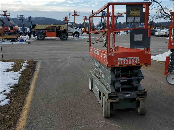 2015 Skyjack SJIII3226 Scissor Lift