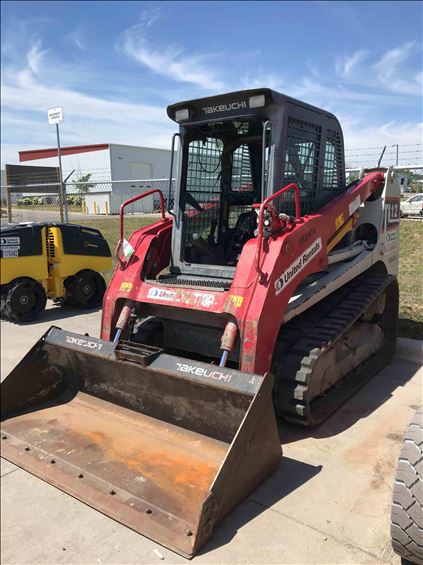 2016 Takeuchi TL12CR
