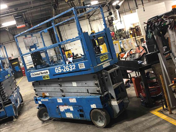 2014 Genie GS-2632 Scissor Lift