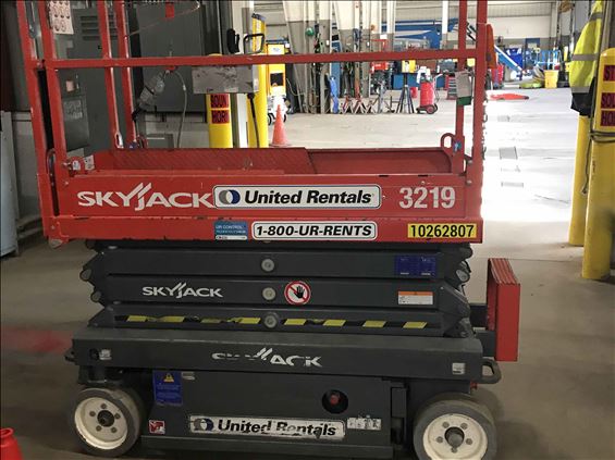 2014 Skyjack SJIII3219 Scissor Lift