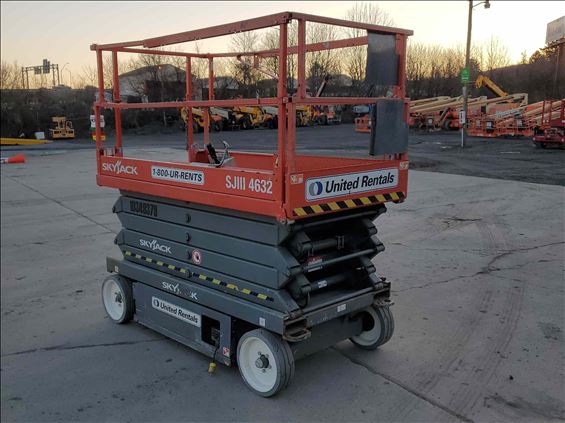 2015 Skyjack SJIII4632 Scissor Lift