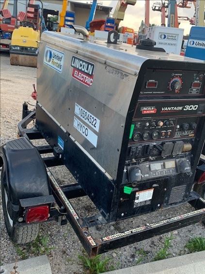 2017 Lincoln Electric Vantage 300 Welder