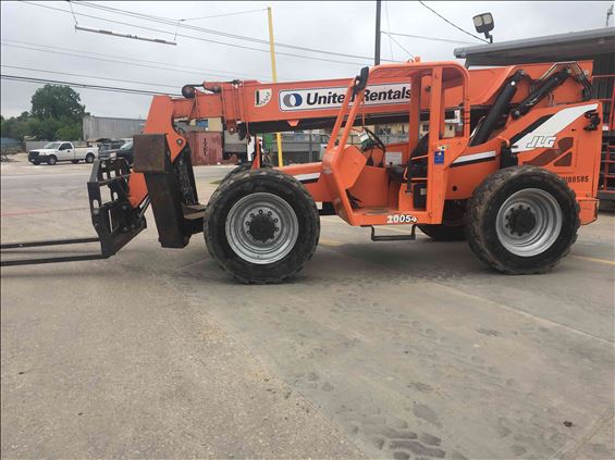 2013 SKYTRAK 10054 Rough Terrain Forklift