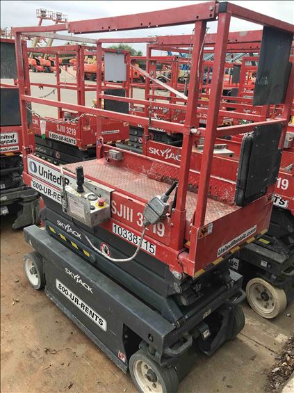 2015 Skyjack SJIII3219 Scissor Lift