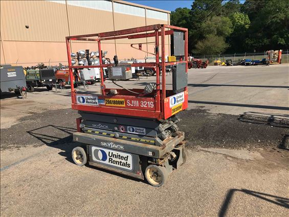 2014 Skyjack SJIII3219 Scissor Lift