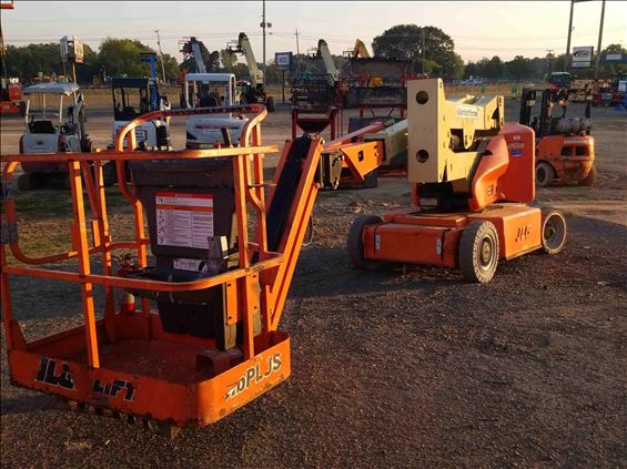 2012 JLG E400AJPN Boom Lift