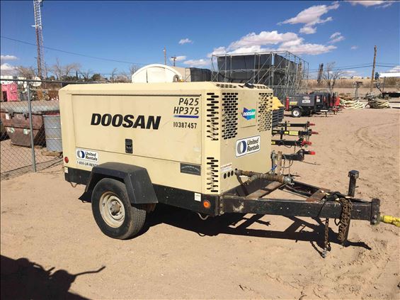 2015 Doosan P425/HP375WCUT4 Air Compressor