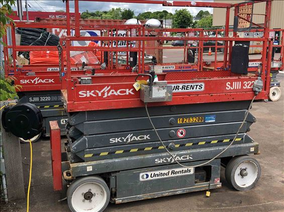2014 Skyjack SJIII3226 Scissor Lift