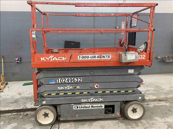 2014 Skyjack SJIII4632 Scissor Lift